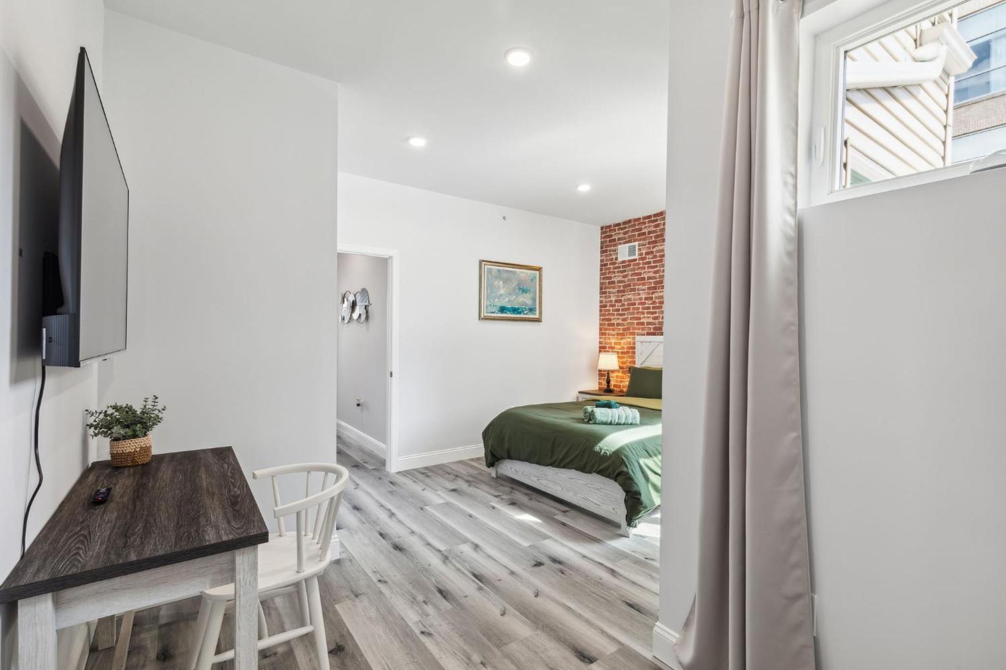 Stay At Luna At Convention Center Филаделфия Екстериор снимка