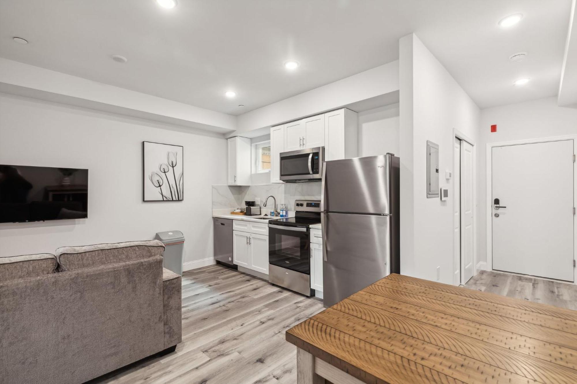 Stay At Luna At Convention Center Филаделфия Екстериор снимка