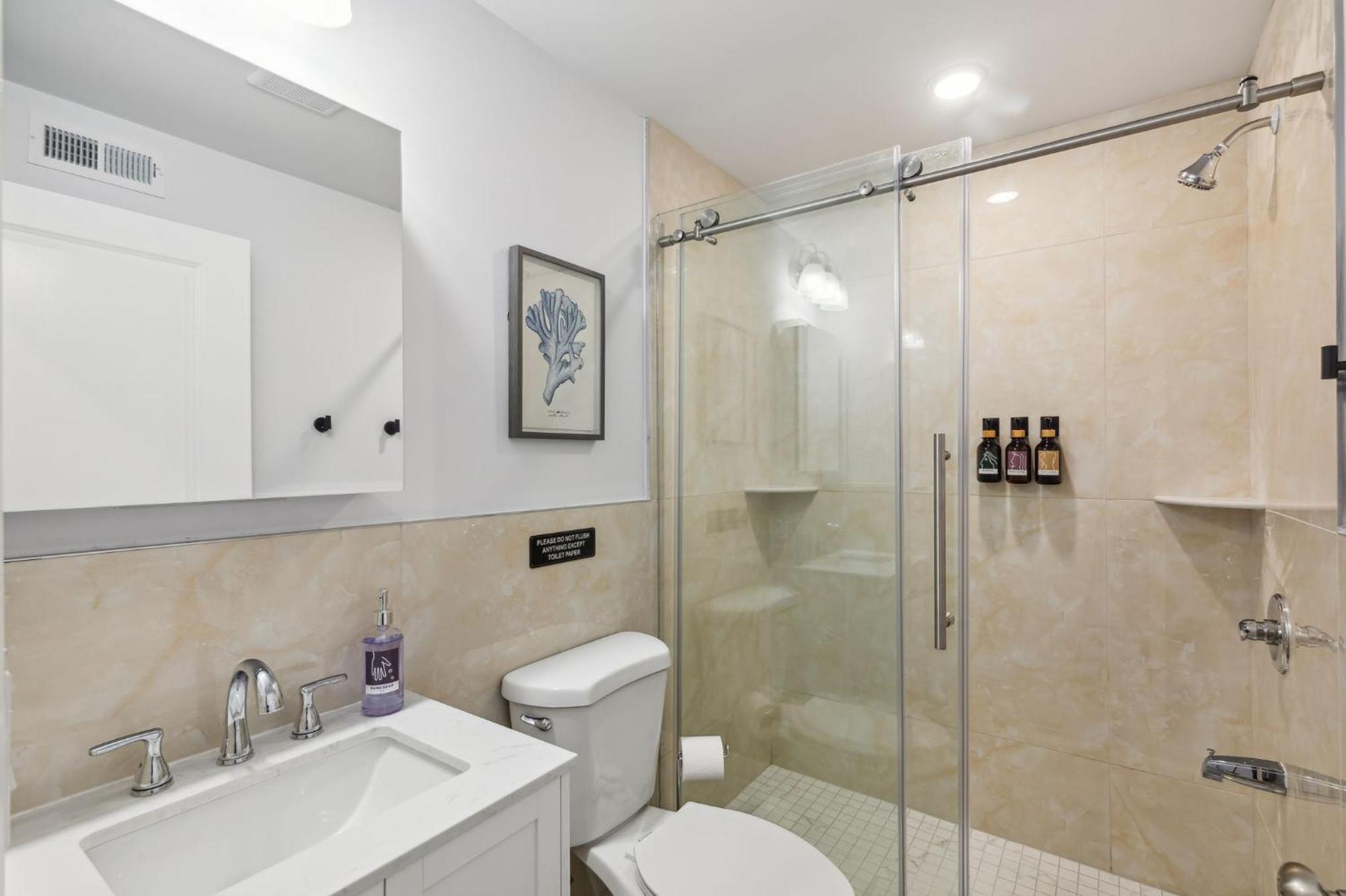 Stay At Luna At Convention Center Филаделфия Екстериор снимка